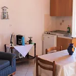 Koula's Place Apartment