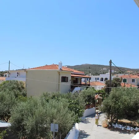 Koula's Place Apartman *