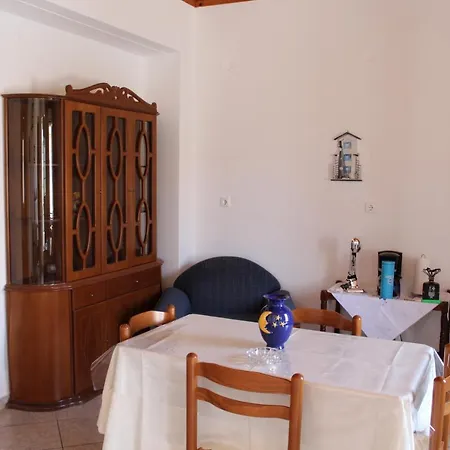 Apartament Koula's Place