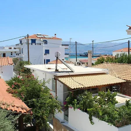 Koula's Place Apartment